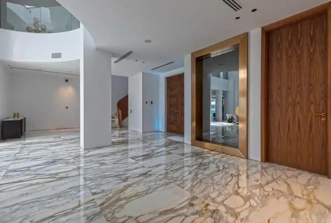 Palm Villa — image 3